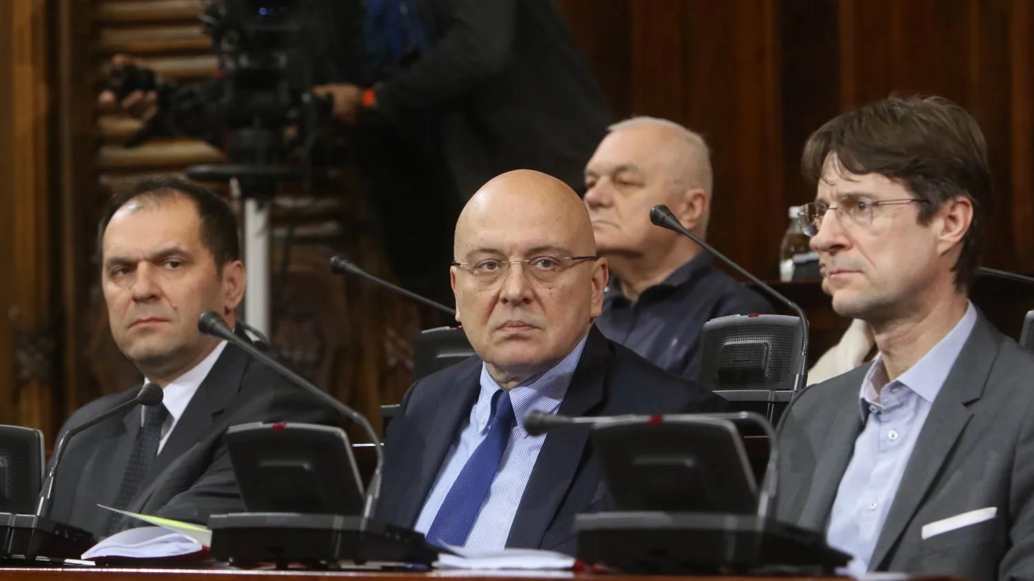 Prvi testovi pokazuju da je ministar kulture negativan na korona virus 1