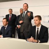 Srbija igra na "američku kartu" 6