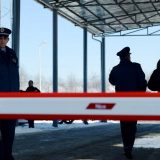 Duga čekanja za ulazak na Kosovo iz pravca Srbije, na Merdaru do četiri sata 12