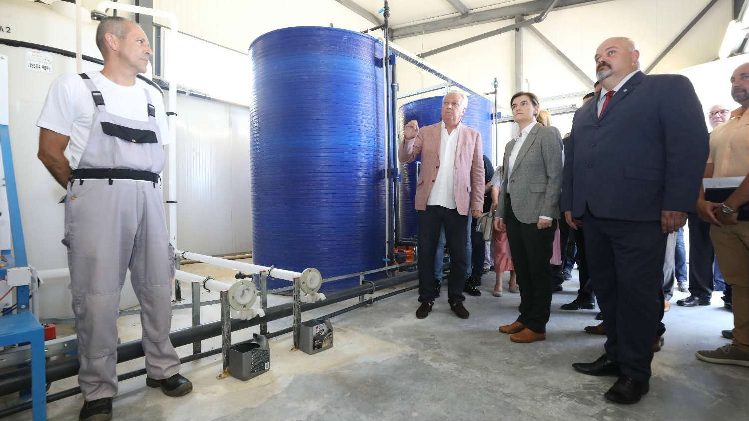 Ciljaju ministra Kneževića 1