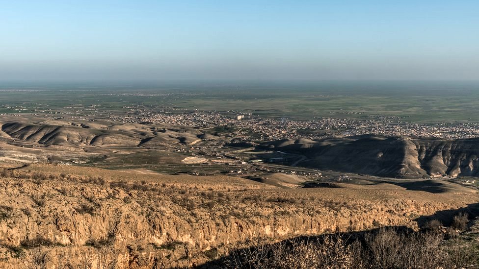 Nemoguć izbor: Majka prisiljena da odluči - beba čiji je otac borac Islamske države ili porodica 2 The city of Sinjar, February 2015.