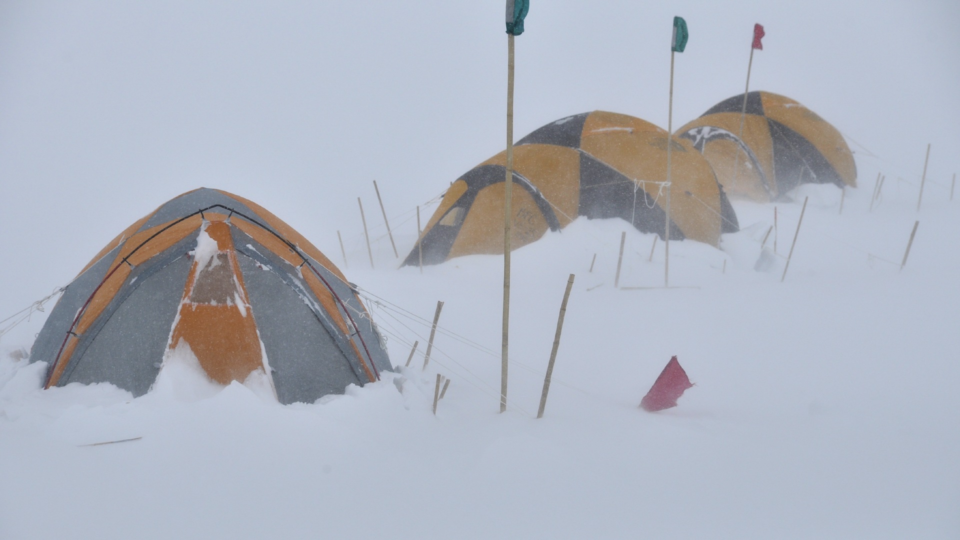 Šatori u snegu