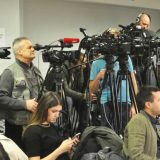 UNS upozorava da raste broj napada na novinare u Srbiji 11