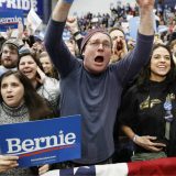 Berni Sanders sam protiv svih 2