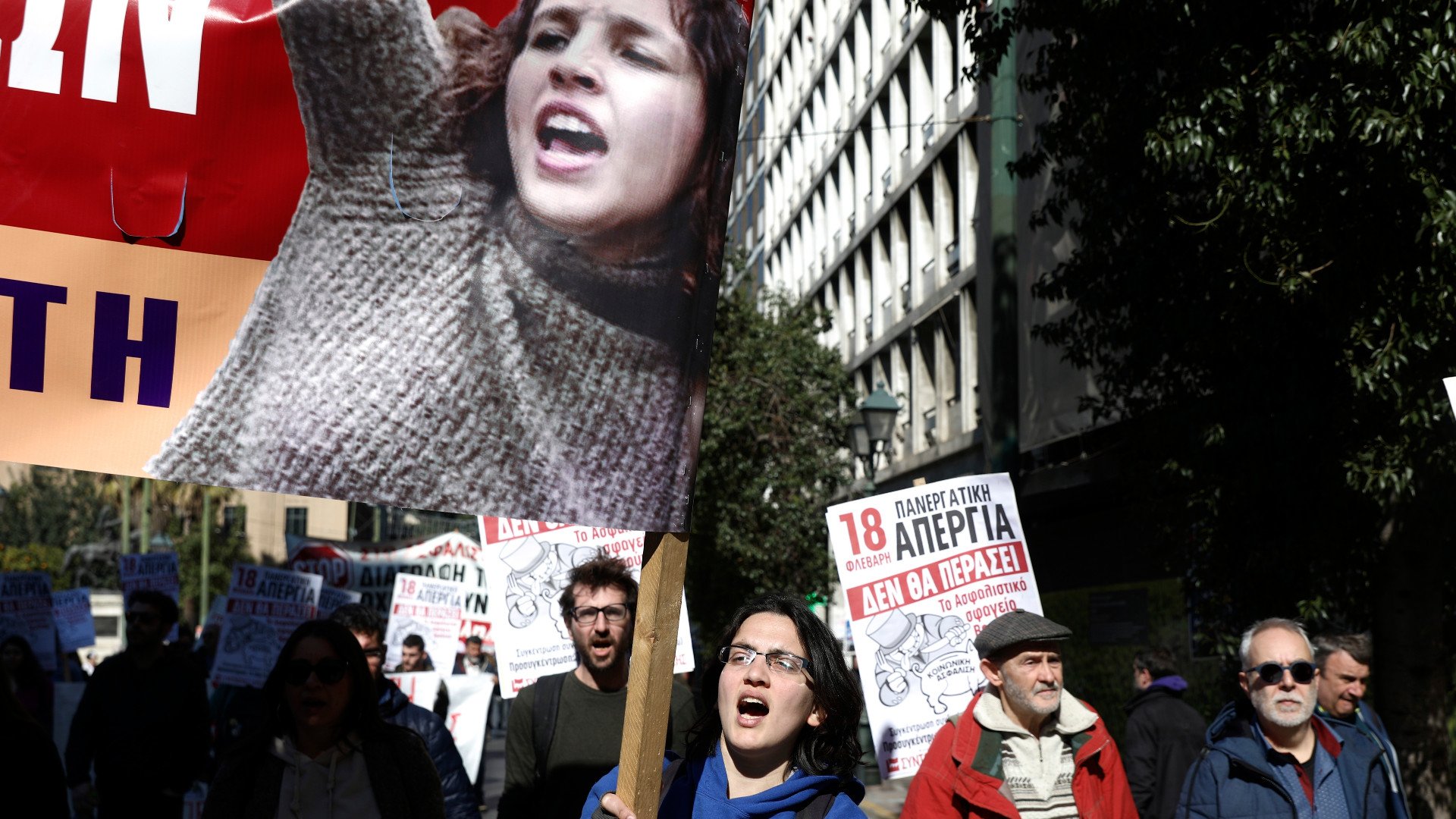Štrajk u Grčkoj zaustavio trajekte, javni saobraćaj i gradske usluge 1