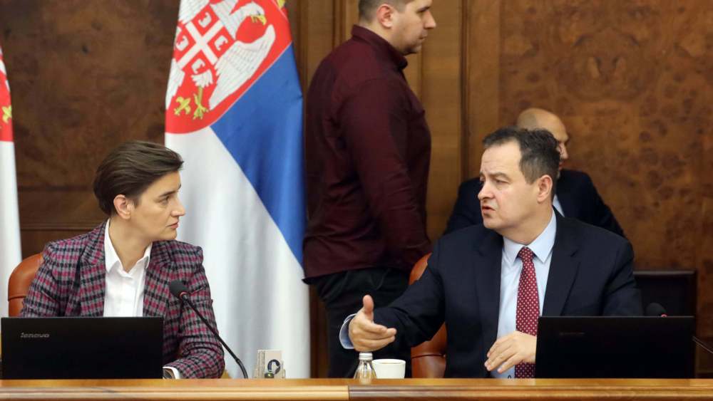 Vlada protiv predloga Čomićeve, predsednica Skupštine kaže da to ne obavezuje poslanike 1