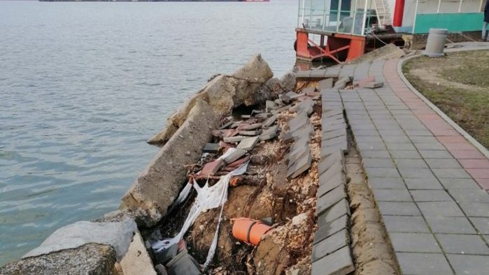 Zbog posledica nevremena, vanredna situacija u Donjem Milanovcu (VIDEO, FOTO) 1