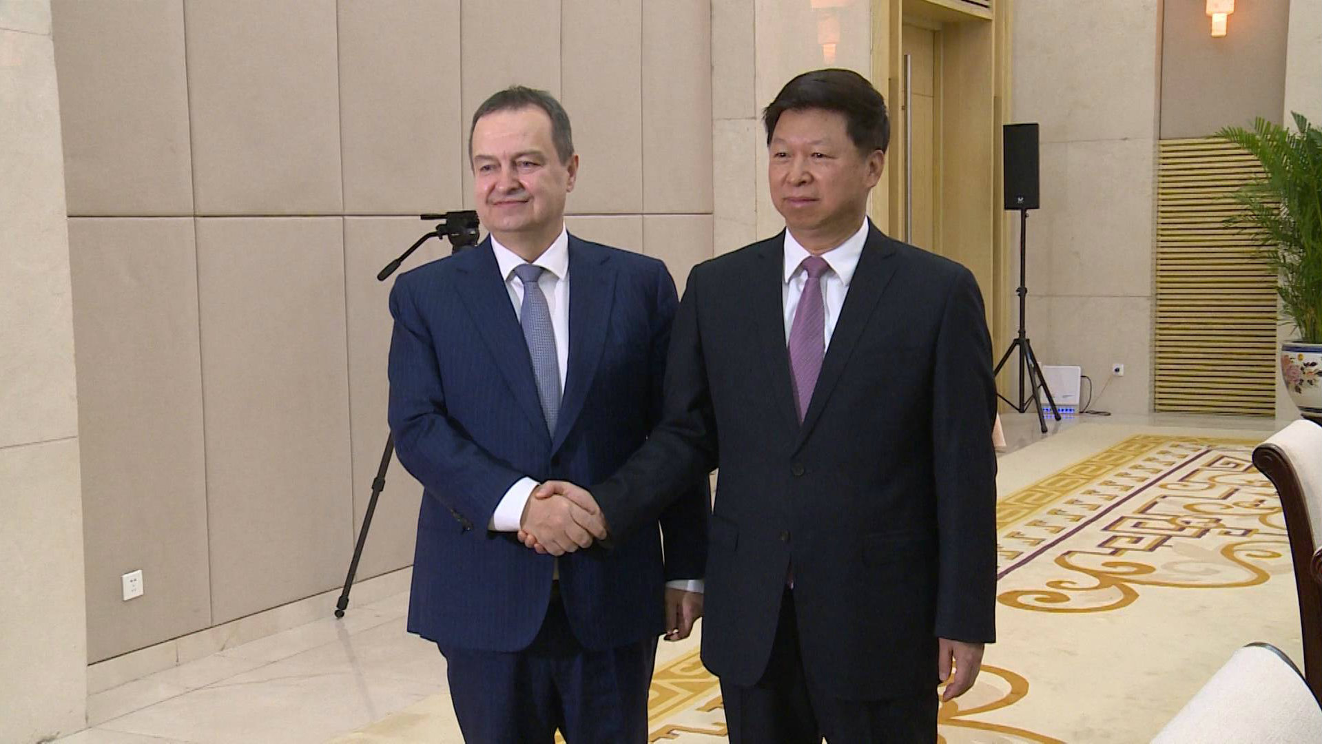 Dačić: Srbija osuđuje političke manipulacije epidemijom kojima se širi antikineska atmosfera 1