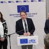 Varhelji pozvao sve političke stranke da učestvuju na izborima, da ih ne bojktuju 10