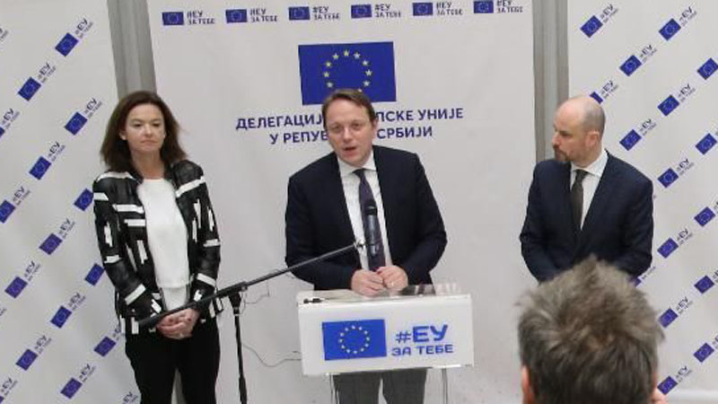 Varhelji pozvao sve političke stranke da učestvuju na izborima, da ih ne bojktuju 1