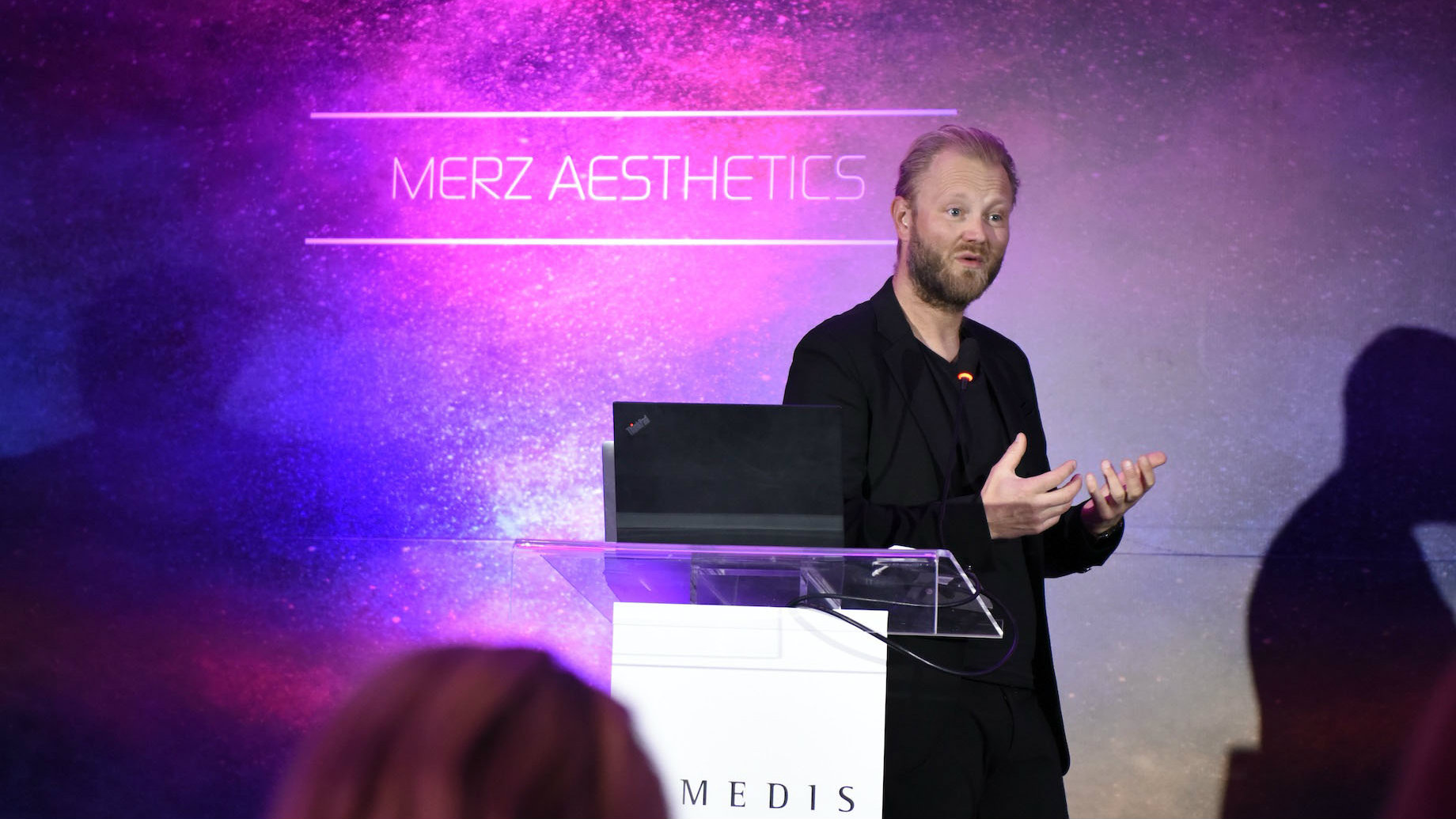 Žene žele da budu lepe, a muškarci da budu kul 1