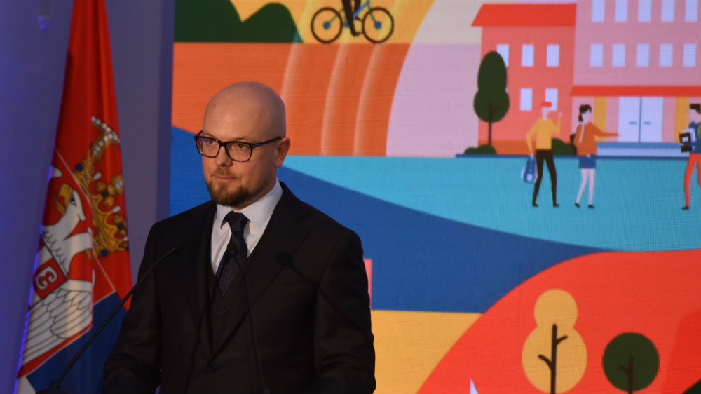 NIS ulaže 114,5 miliona dinara u bezbednost i digitalizaciju u školama 2 NIS ulaže 114,5 miliona dinara u bezbednost i digitalizaciju u školama 2