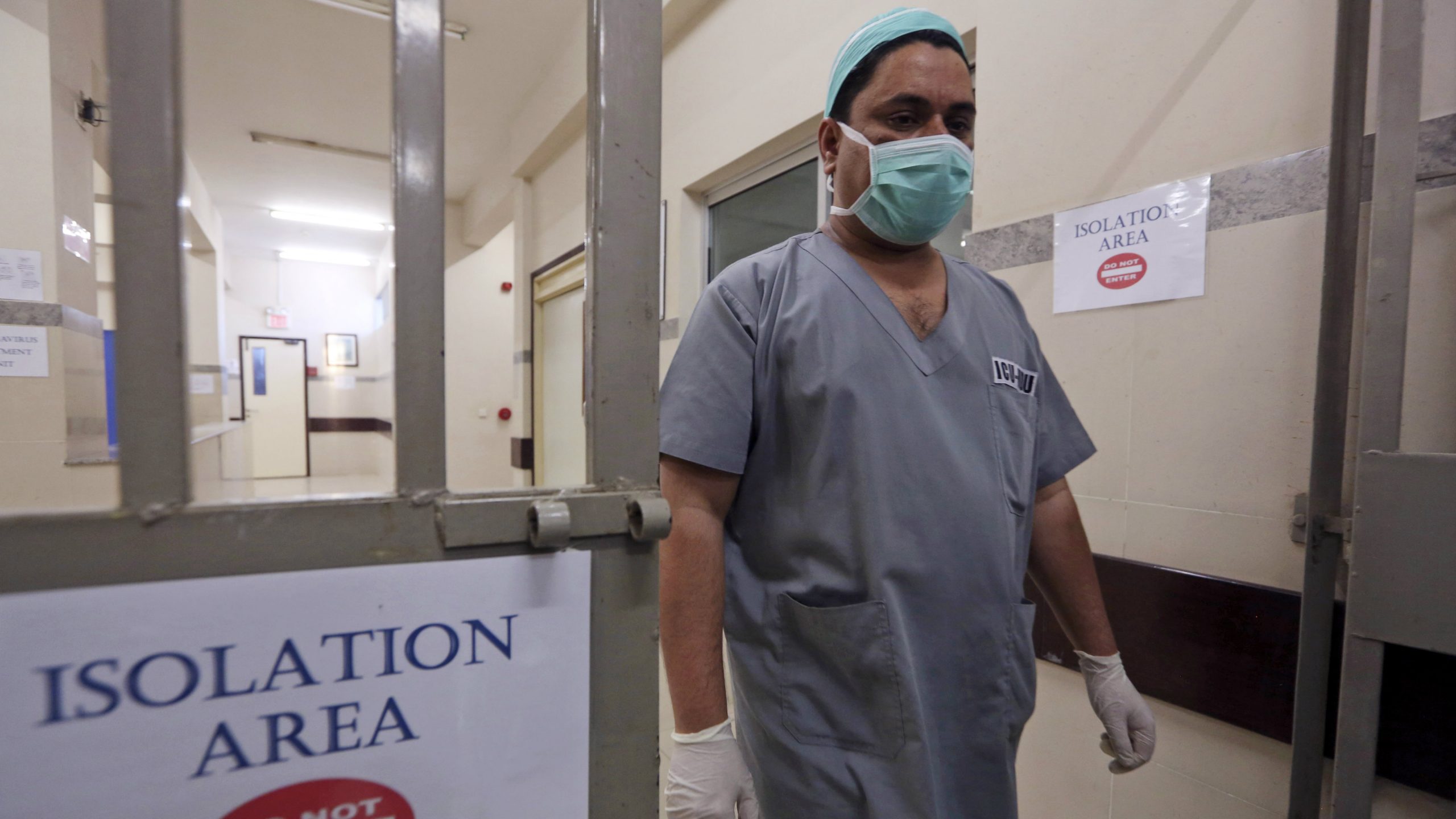 Dvoje zvaničnika razrešeno zbog lošeg upravljanja zdravstvom tokom epidemije u Kini 1