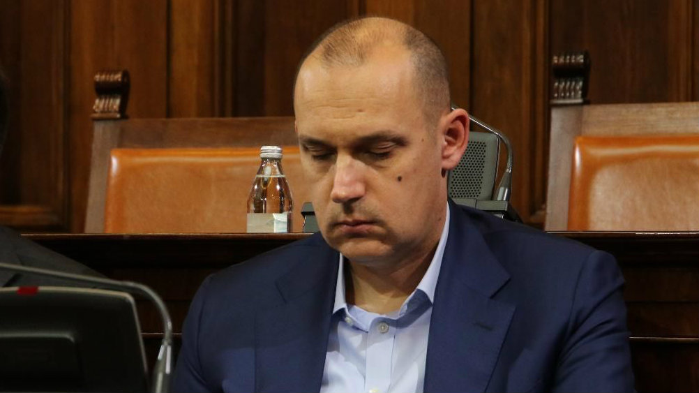 Brnabić: Bivša vlast bi Komercijalnu banku prodala za 100 miliona evra 2 Brnabić: Bivša vlast bi Komercijalnu banku prodala za 100 miliona evra 2