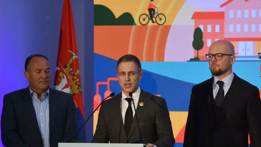 NIS ulaže 114,5 miliona dinara u bezbednost i digitalizaciju u školama 1