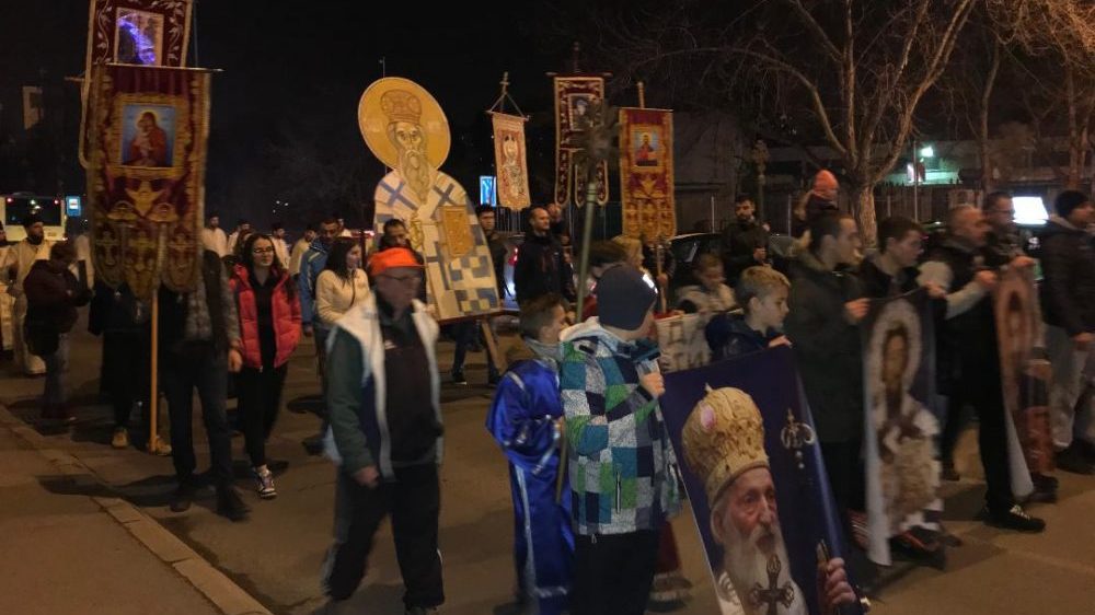 U Nišu održan drugi moleban i šetnja u znak podrške protestima u Crnoj Gori 1