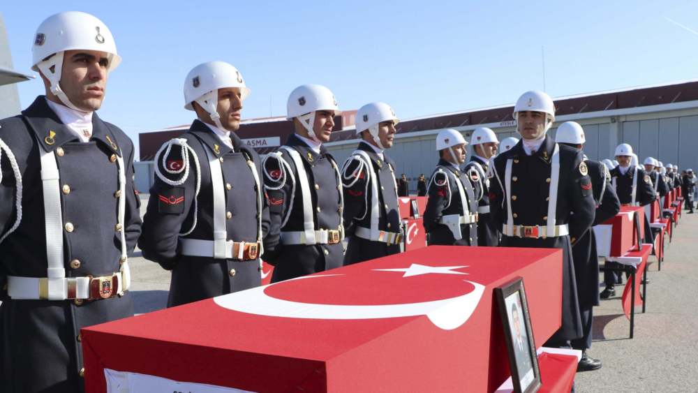 Broj mrtvih u lavinama u Turskoj porastao na 41 1