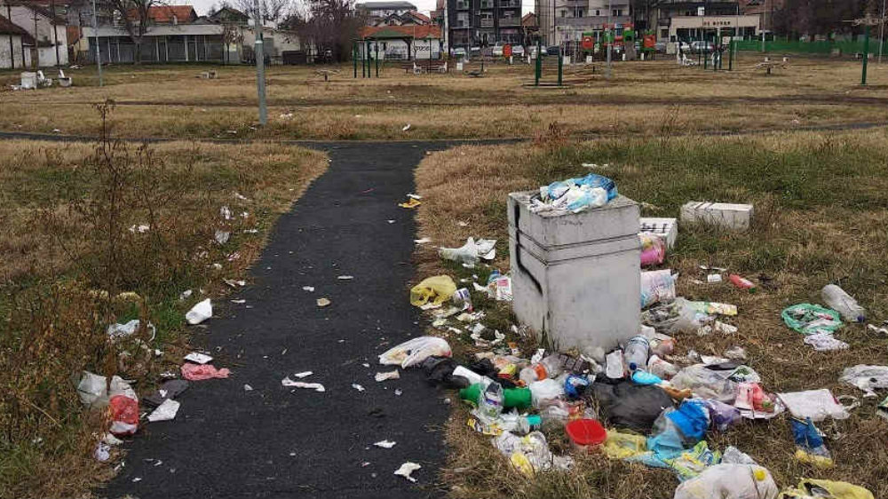 Zelene brigade u akciji prikupljanja smeća na javnim površinama 2