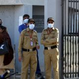 U curenju toksičnog gasa u Karačiju devet osoba umrlo, stotine obolelo 3