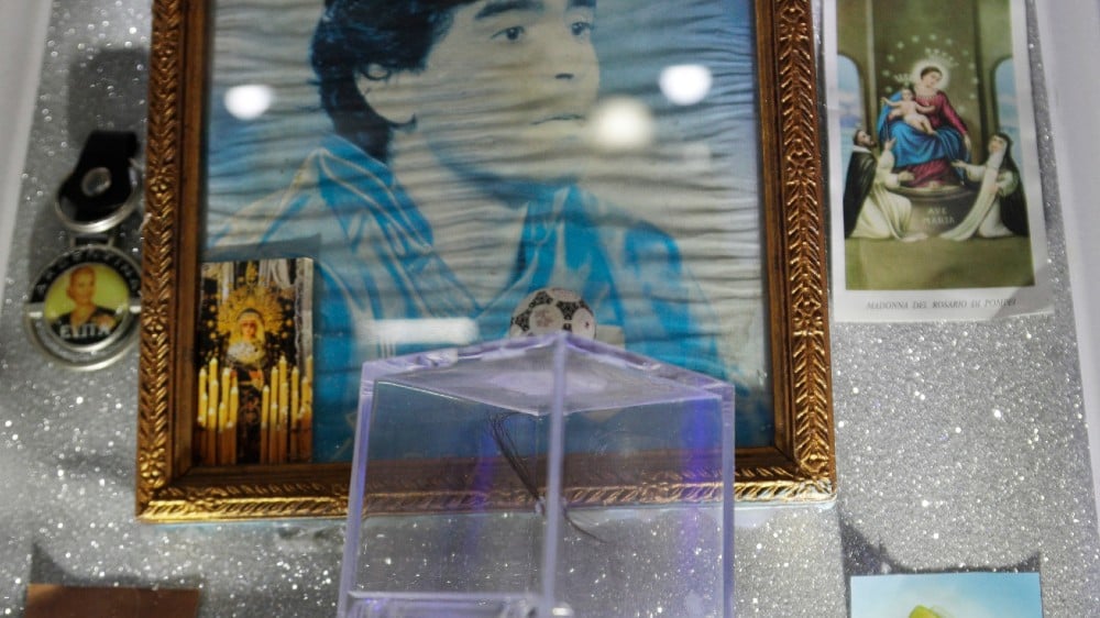 Za navijače Napolija tim je religija, a Maradona je bog (FOTO) 6