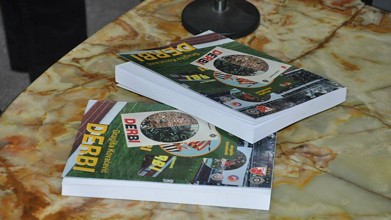 "Derbi" Dragiše Kovačevića promovisan u Svečanim salonima 2 "Derbi" Dragiše Kovačevića promovisan u Svečanim salonima 2