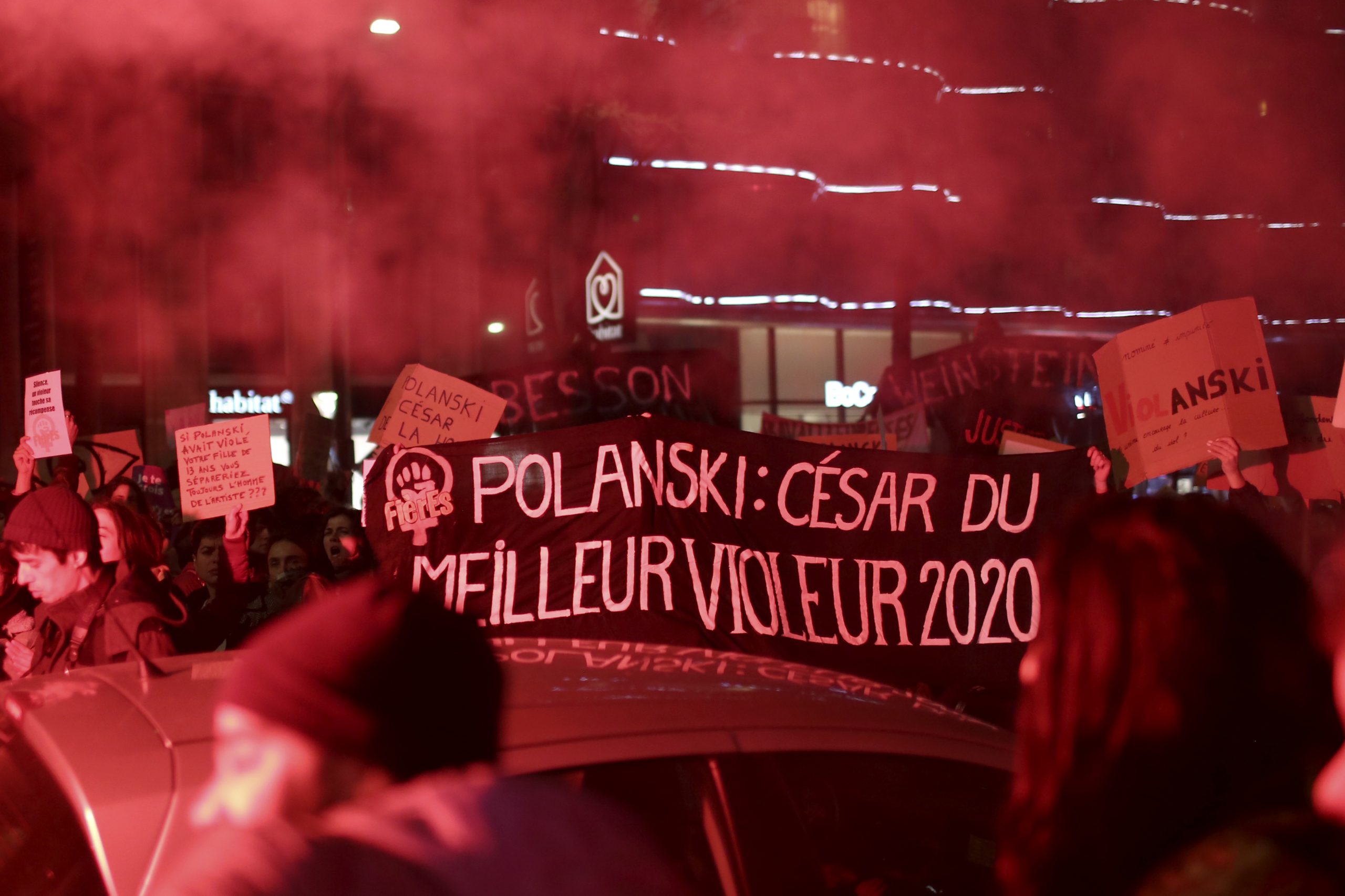 U Parizu protest protiv Romana Polanskog uoči početka dodele Cezara 1