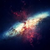 Supermasivna crna rupa napravila udubljenje u galaksiji 4