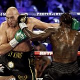 Fjuri tehničkim nokautom srušio Vajldera 9