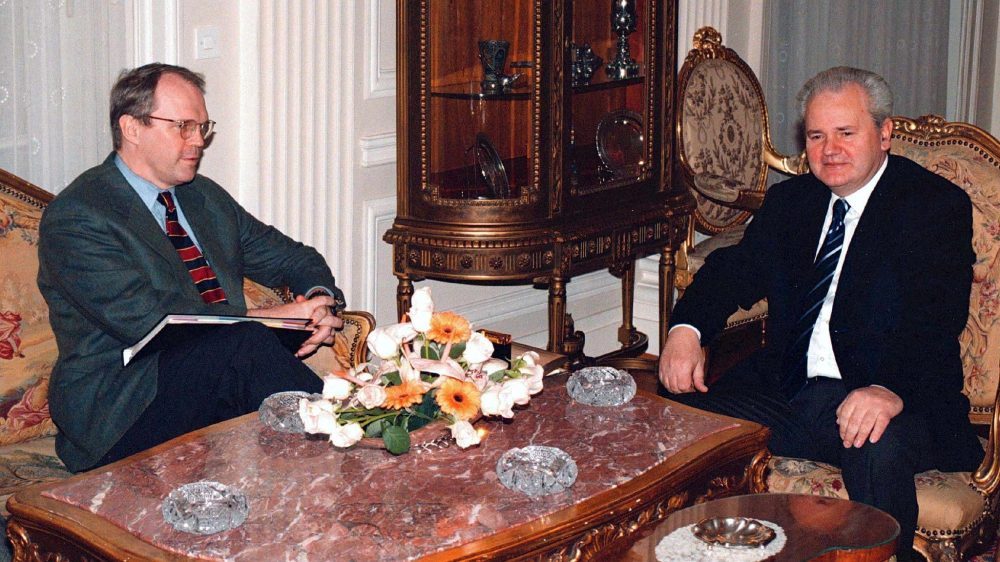 Pre 21 godinu počela konferencija u Rambujeu 1