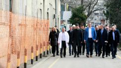 Vučić: Infektivna klinika važna za celu Srbiju, uložićemo pet miliona evra u rekonstrukciju 3