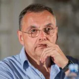 Teatar na raskršću u sferi jeftine politike 8