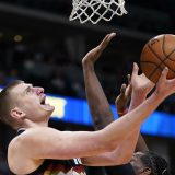 Pobeda Denvera, uz 24 poena Jokića, Toronto ubedljiv protiv Indijane 3