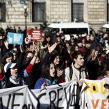 U Francuskoj 120.000 ljudi na protestu protiv reforme penzija 9