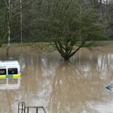 Poplave i klizišta u Velikoj Britaniji zbog oluje Denis 12