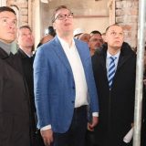 Vučić: Infektivna klinika važna za celu Srbiju, uložićemo pet miliona evra u rekonstrukciju 7