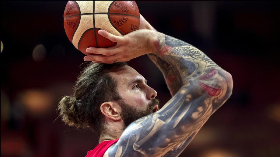 Crvena zvezda raskinula ugovor sa Raduljicom, bivši kapiten Srbije ide u Grčku 1