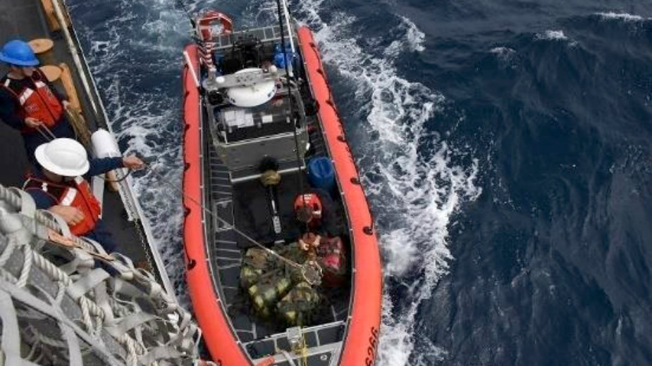 Obalska straža SAD dopremila zaplenjenu drogu vrednu 338 miliona dolara u San Diego 1