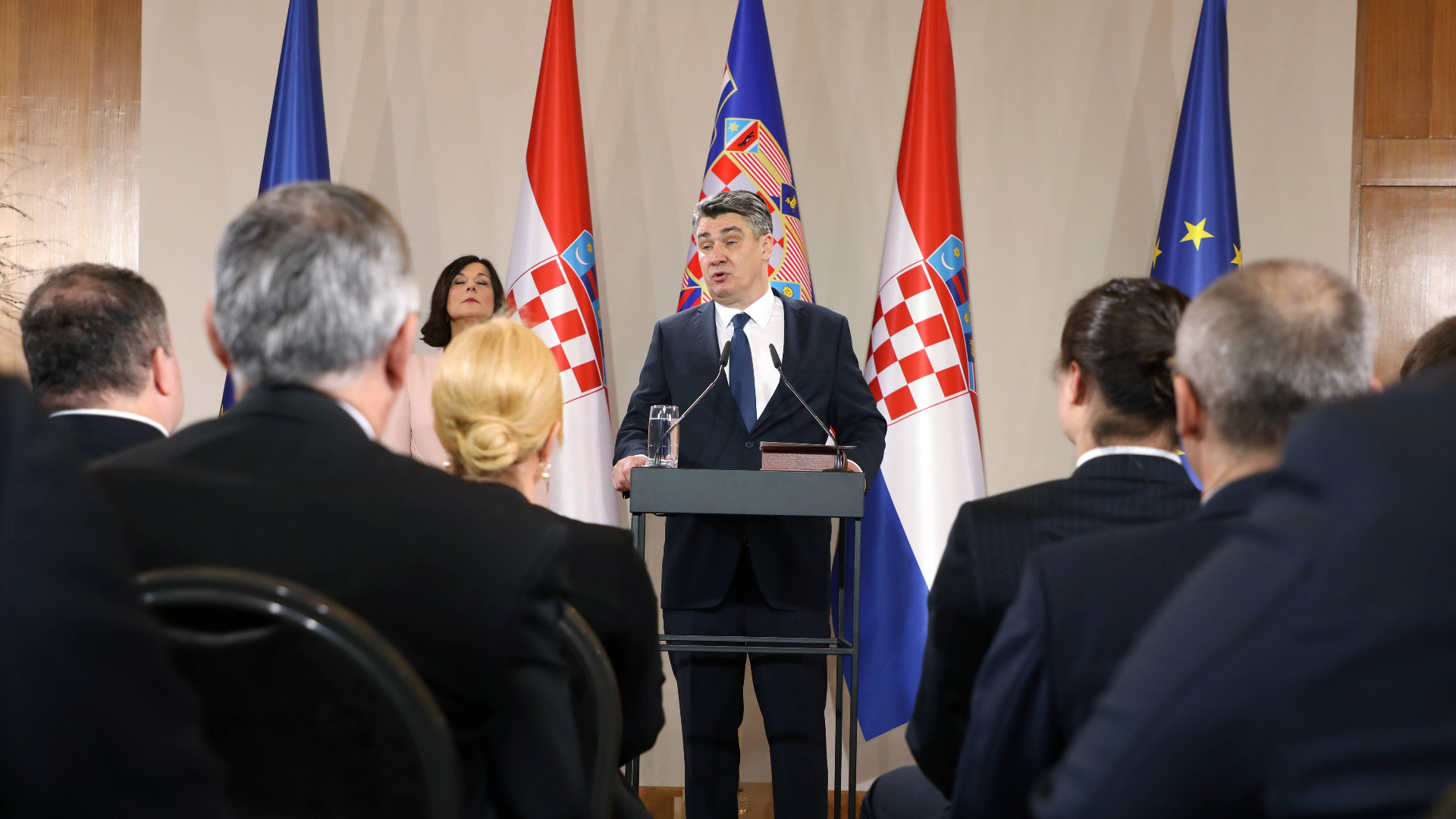 Zoran Milanović položio zakletvu kao novi predsednik Hrvatske (FOTO) 3