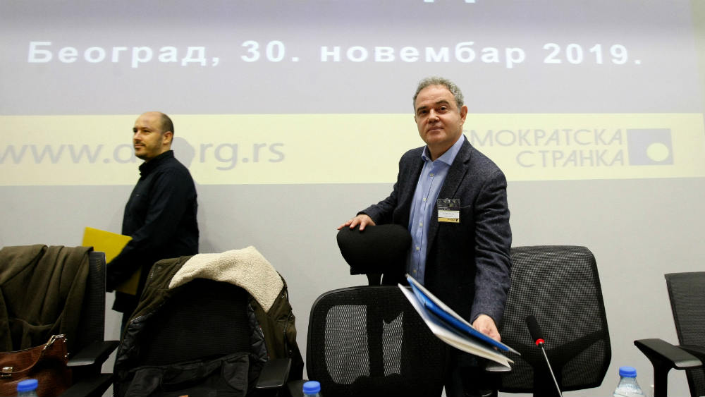 Počinje totalni obračun u DS? 1