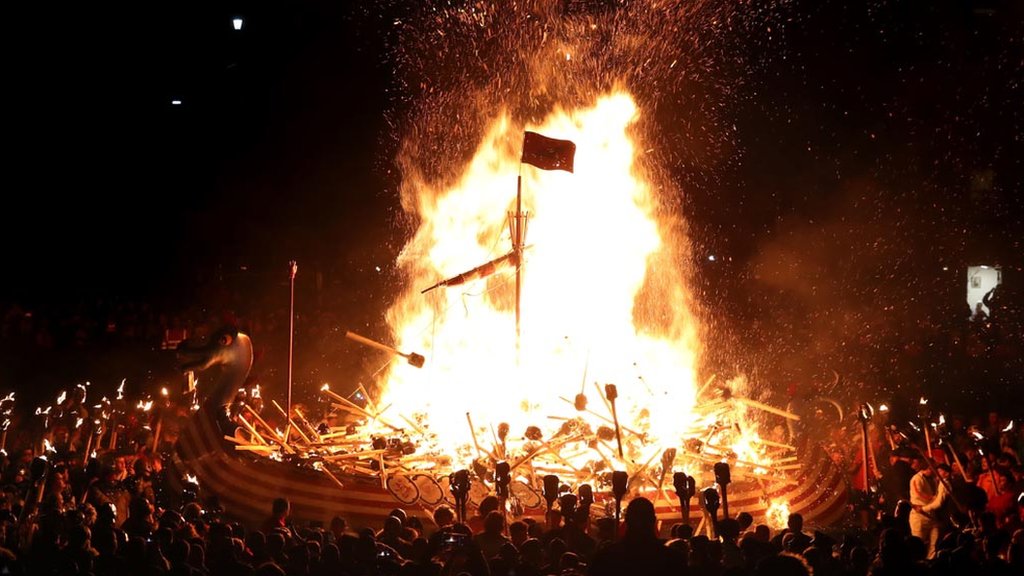 U fotografijama: Vikinški festival vatre u Šetlandu 7 Up Helly Aa