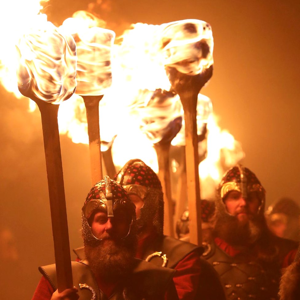 U fotografijama: Vikinški festival vatre u Šetlandu 5 Up Helly Aa