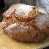 U Crnoj Gori se hleb baca jer trgovci vole da su rafovi - puni, plaćaju potrošači 6