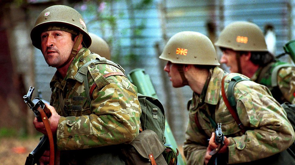 Vasil Tupurkovski u Intervjuu petkom: „Zapad je dozvolio rat u Jugoslaviji, sada ga ne dozvoljava” 3 Tetovo, 25. mart 1991.