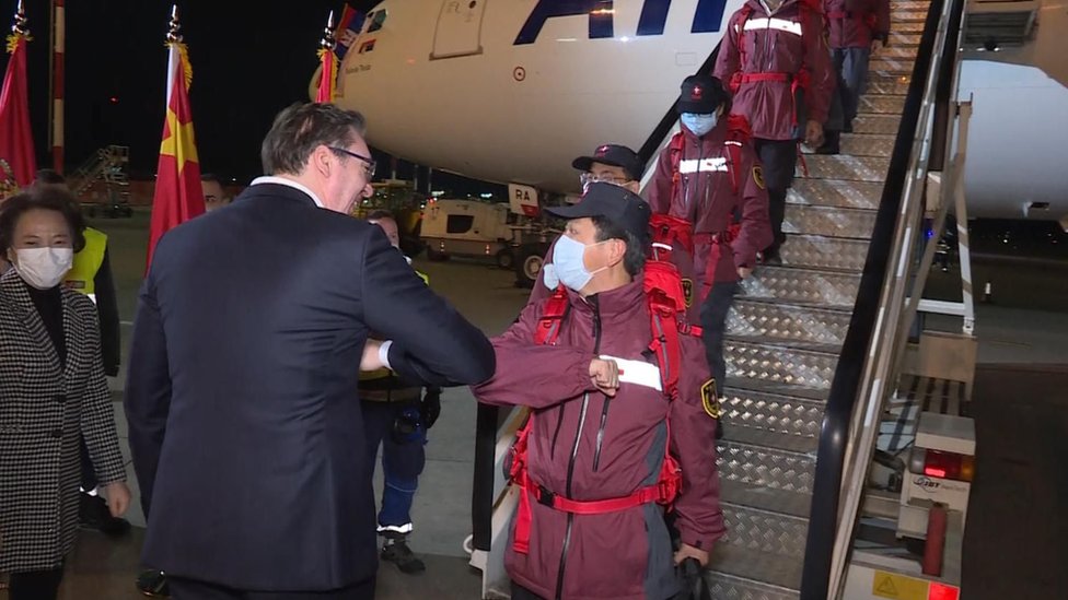 Korona virus: Povratak u Srbiju - od čekanja na aerodromu do samoizolacije 3 kina polož korona srbija