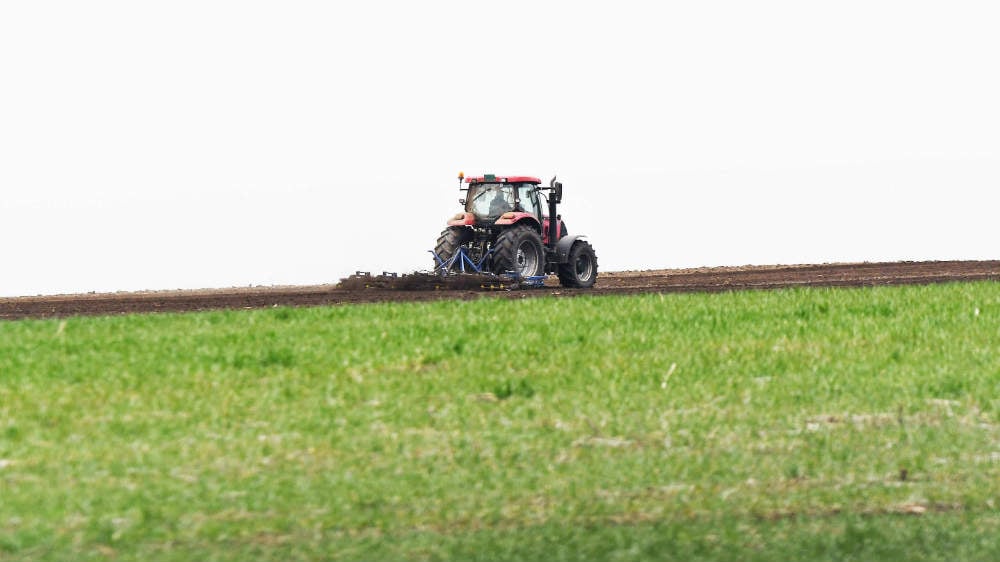 Pismo Skupštine Slobodne Srbije povodom dodele zemlje nemačkom Tenisu 1