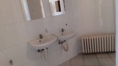 Korona virus hara planetom, škola u Apatinu bez vode 3