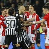 U šta su se izrodili fudbalski derbiji večitih rivala Zvezde i Partizana? 3