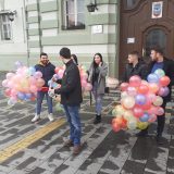 Mladi SSP izveli akciju "150 balona za 150 ljudi koji napuste Zrenjanin i Srbiju" 11