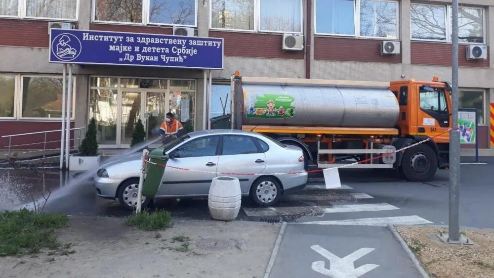 Troje dece na respiratoru na Institutu za zdravstvenu zaštitu majke i deteta Srbije 1