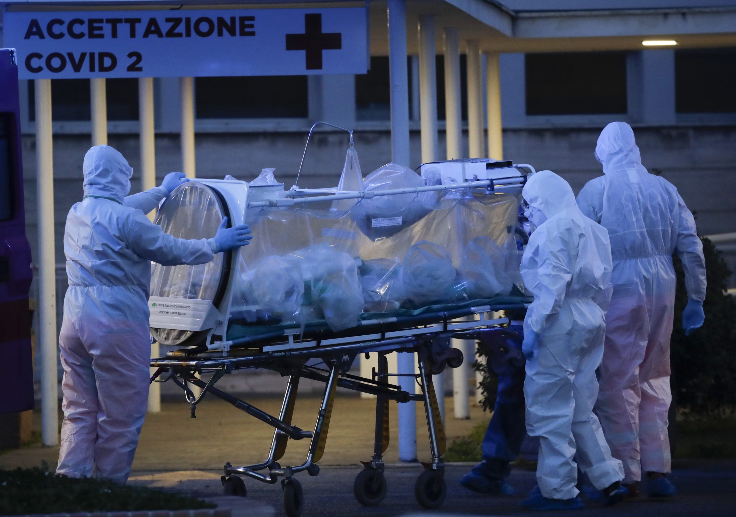 Još 349 osoba umrlo u Italiji od korona virusa, broj mrtvih prešao 2.100 1
